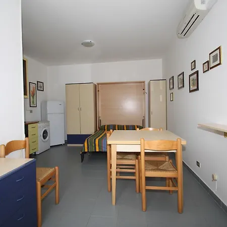 Apartman Cenam Apartments Lido delle Nazioni