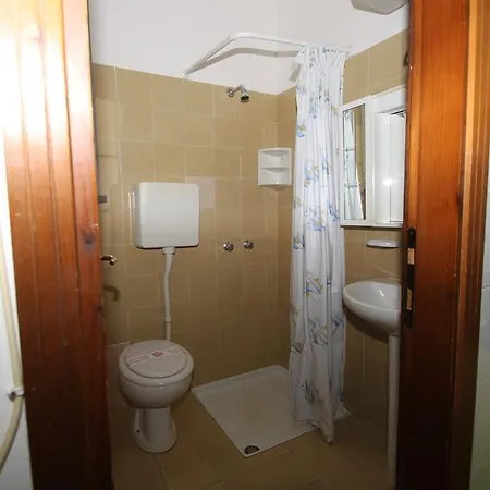 Cenam Apartments Apartman